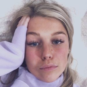 Meet your Posher, Nadia skye